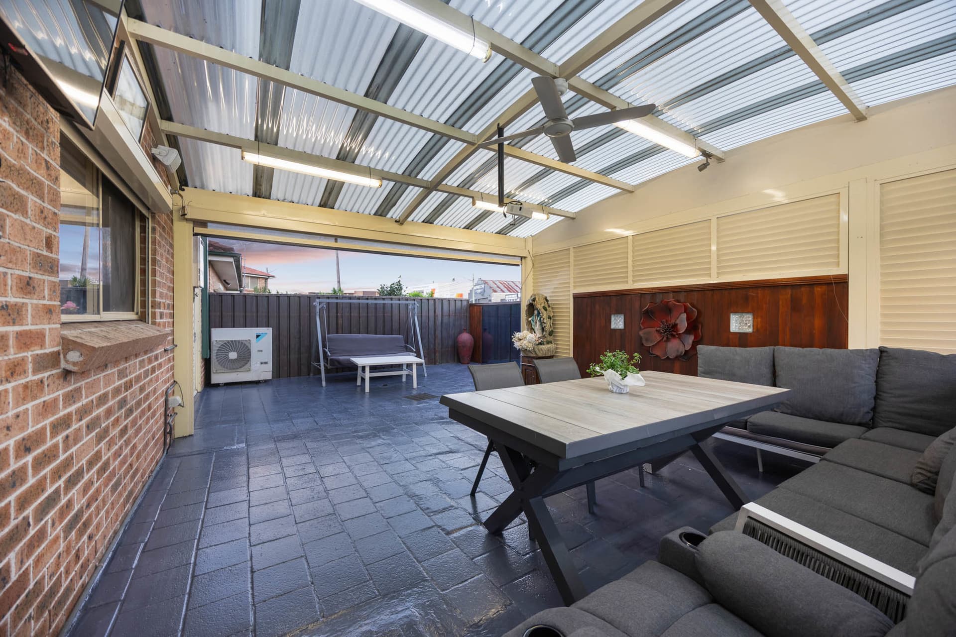 1/2 Wilbur Street Greenacre NSW 2190 - Thumbnail 10