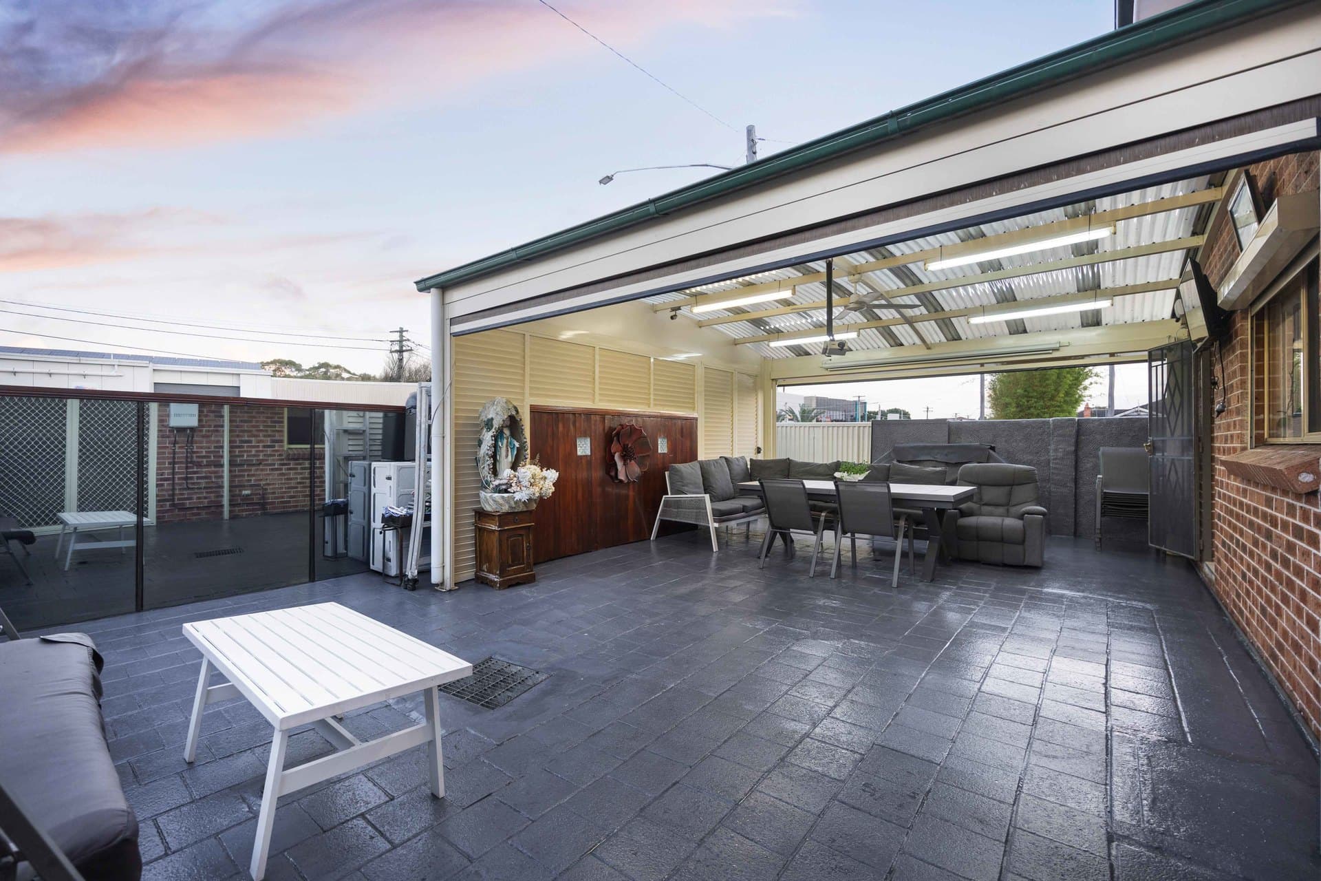 1/2 Wilbur Street Greenacre NSW 2190 - Thumbnail 11