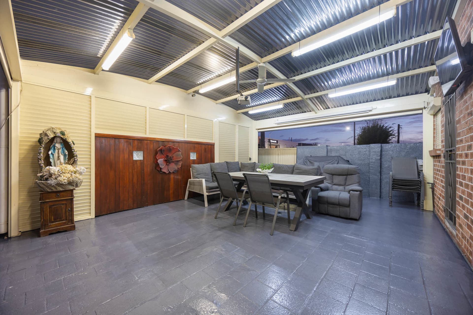 1/2 Wilbur Street Greenacre NSW 2190 - Thumbnail 12