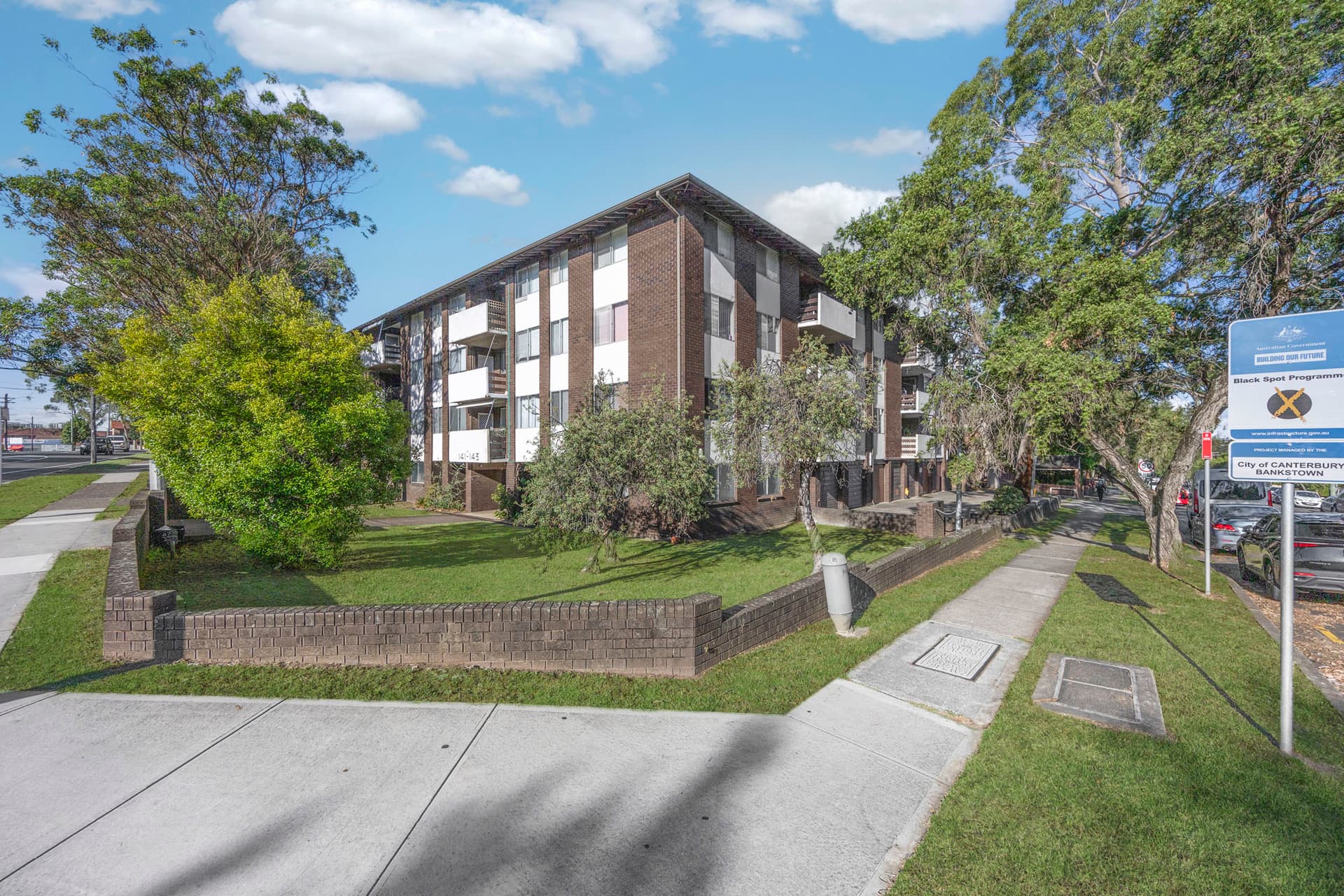 Stylish & Convenient Apartment in Bankstown