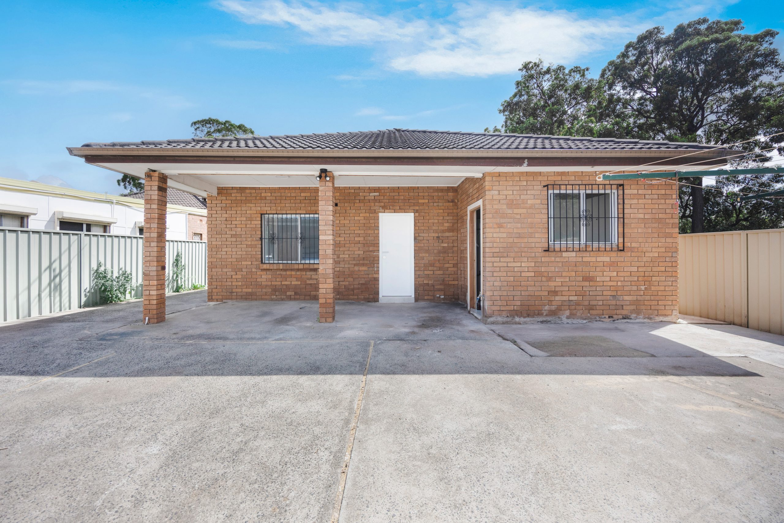 8 Mimosa Road GREENACRE NSW 2190