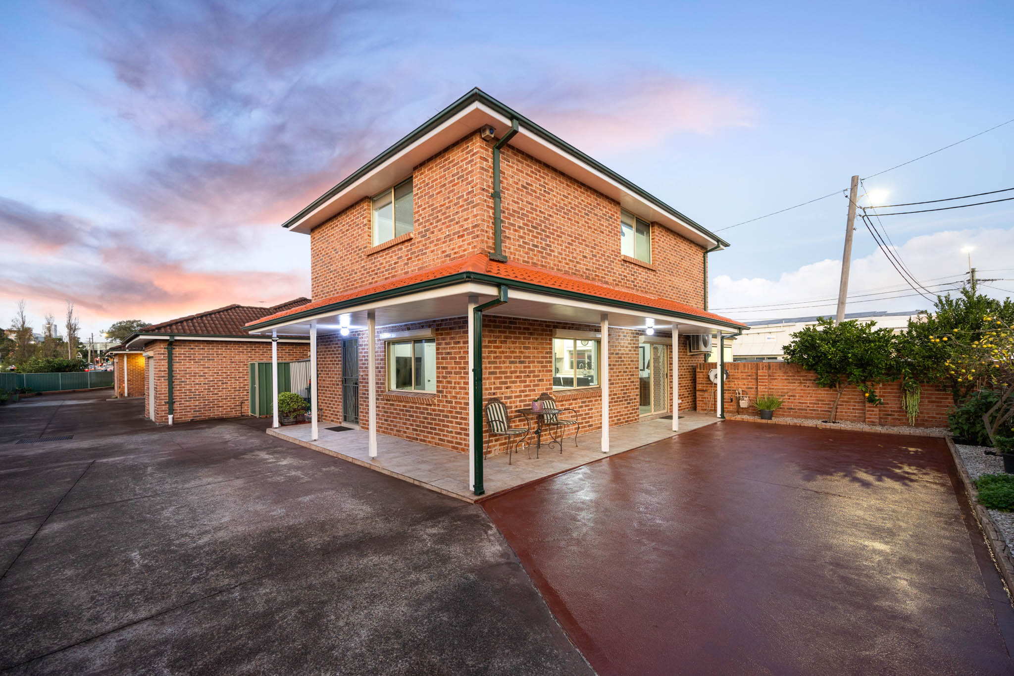 1/2 Wilbur Street GREENACRE NSW 2190